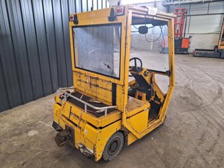 Tracteur de remorquage Charlatte TE206