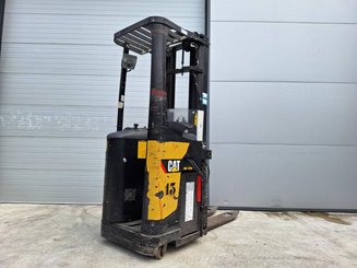 Gerbeur porté debout Caterpillar NSR20N