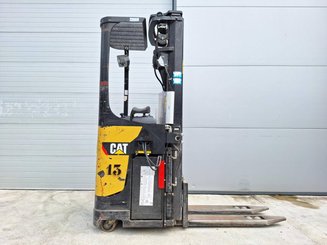 Gerbeur porté debout Caterpillar NSR20N
