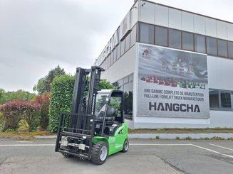 Chariot élévateur frontal 4 roues Hangcha XC35i