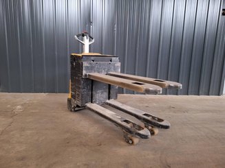 Transpalette accompagnant Caterpillar NPP20N2E
