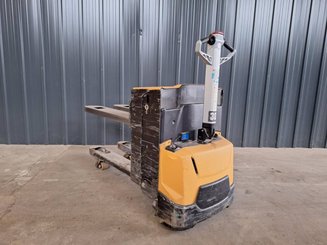 Transpalette accompagnant Caterpillar NPP20N2E