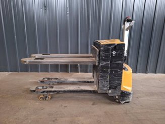 Transpalette accompagnant Caterpillar NPP20N2E