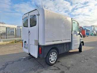 Camion fourgon Mega MULTITRUCK