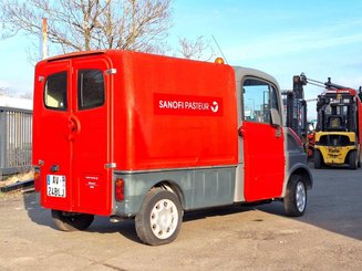 Camion fourgon Mega MULTITRUCK