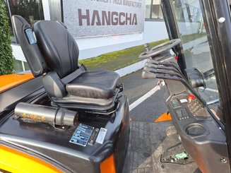 Chariot élévateur frontal 4 roues Hangcha XE38i