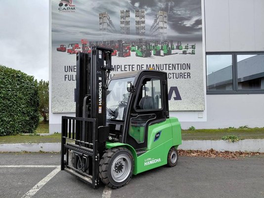 Chariot élévateur frontal 4 roues Hangcha AE30-I - 1