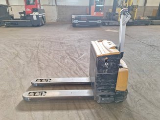 Transpalette accompagnant Caterpillar NPP20N