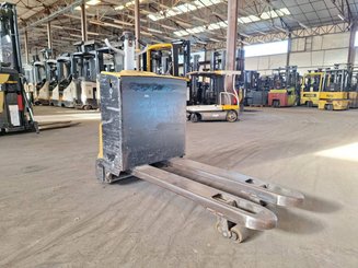 Transpalette accompagnant Caterpillar NPP20N