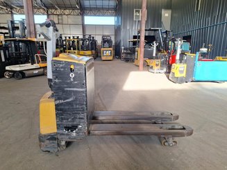 Transpalette accompagnant Caterpillar NPP20N
