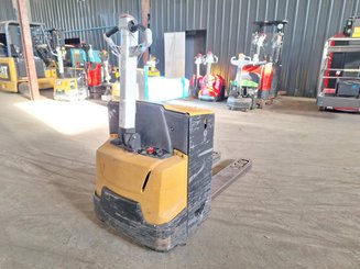Transpalette accompagnant Caterpillar NPP20N