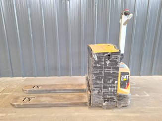 Transpalette accompagnant Caterpillar NPP20N2E