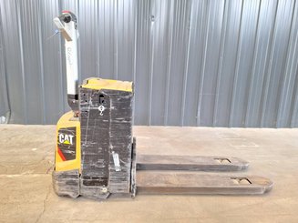Transpalette accompagnant Caterpillar NPP20N2E