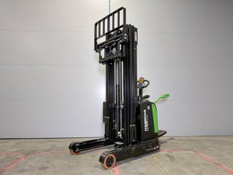 Gerbeur à plate-forme rabattable Hangcha CQDB16-AC2S-I