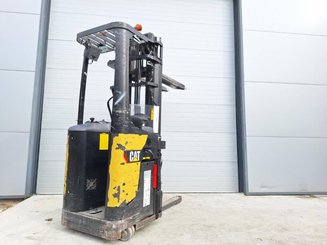 Gerbeur porté debout Caterpillar NSR20N