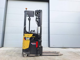 Gerbeur porté debout Caterpillar NSR20N