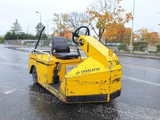 Tracteur de remorquage Charlatte TE206 - 1