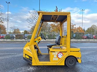 Tracteur de remorquage Charlatte TE206
