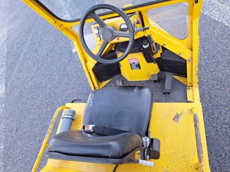 Tracteur de remorquage Charlatte TE206