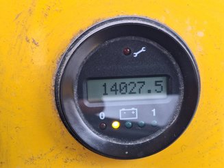Tracteur de remorquage Charlatte TE206