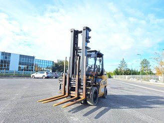 Chariot élévateur frontal 4 roues Caterpillar GP35 NTD
