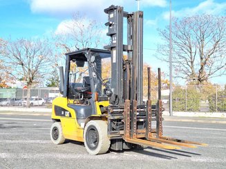 Chariot élévateur frontal 4 roues Caterpillar GP35 NTD