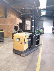 Préparateur de commandes à nacelle élevable Caterpillar NOH10N