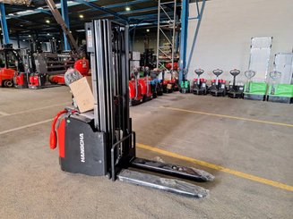 Gerbeur à plate-forme rabattable Hangcha  CDD16-AC2S-L 