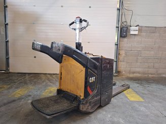 Transpalette accompagnant Caterpillar NPV20N2