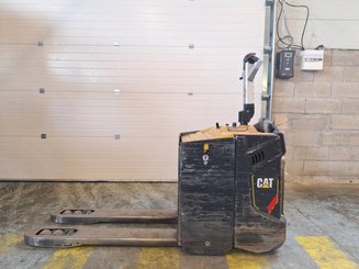 Transpalette accompagnant Caterpillar NPV20N2