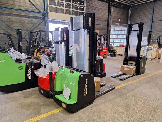 Gerbeur accompagnant Hangcha CDD12-AC2-i  - 1