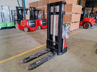 Gerbeur accompagnant Hangcha CDD12-A2MC2-SZ