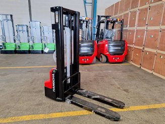 Gerbeur accompagnant Hangcha CDD12-A2MC2-SZ