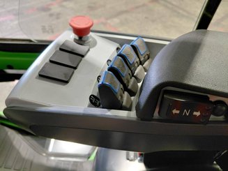 Chariot élévateur frontal 4 roues Hangcha XC30i