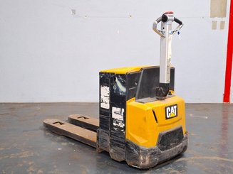 Transpalette accompagnant Caterpillar NPP20N2E