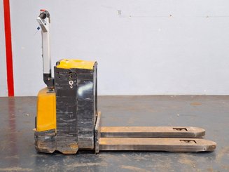Transpalette accompagnant Caterpillar NPP20N2E