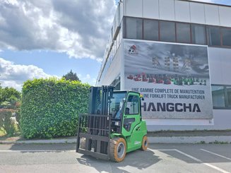 Chariot élévateur frontal 4 roues Hangcha XC50i-600