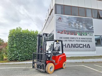 Chariot élévateur frontal 4 roues Hangcha AE25