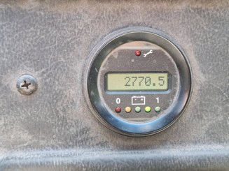 Tracteur de remorquage Charlatte TE225
