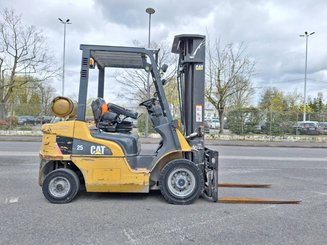 Chariot élévateur frontal 4 roues Caterpillar GP25NTD