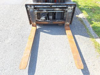 Chariot élévateur frontal 4 roues Hangcha XF35G