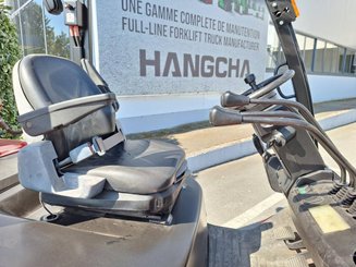 Chariot élévateur frontal 4 roues Hangcha XF35G