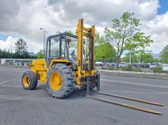 Chariot élévateur tout terrain JCB 930-2 - 1