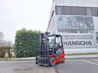Chariot élévateur frontal 4 roues Hangcha XF18G-2