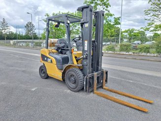 Chariot élévateur frontal 4 roues Caterpillar GP20NT - 1
