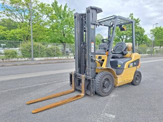 Chariot élévateur frontal 4 roues Caterpillar GP20NT - 1