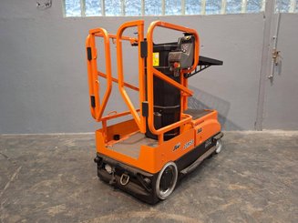Nacelle à mât vertical JLG 10MSP