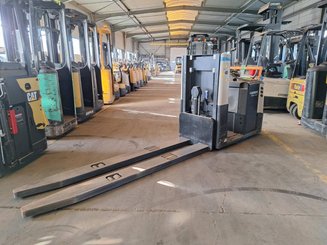 Préparateur de commande au sol Crown GPC3055-2.0