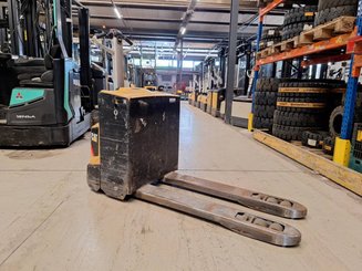 Transpalette accompagnant Caterpillar NPP20N2