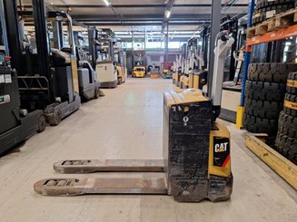 Transpalette accompagnant Caterpillar NPP20N2